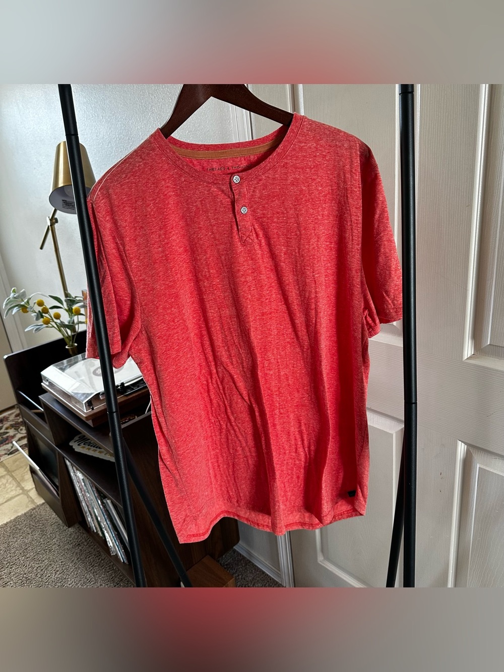 Threads 4 Thought Men's Red Short-Sleeve Henley 🦋